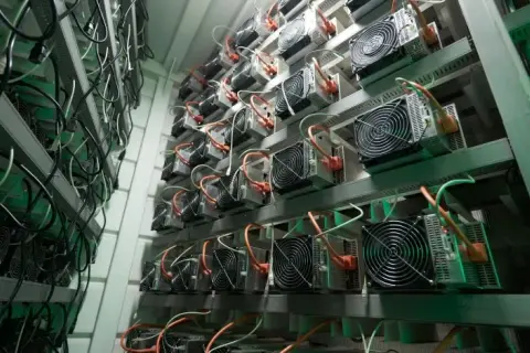 Jak działa koparka kryptowaluty i co musisz wiedzieć o wydobyciu